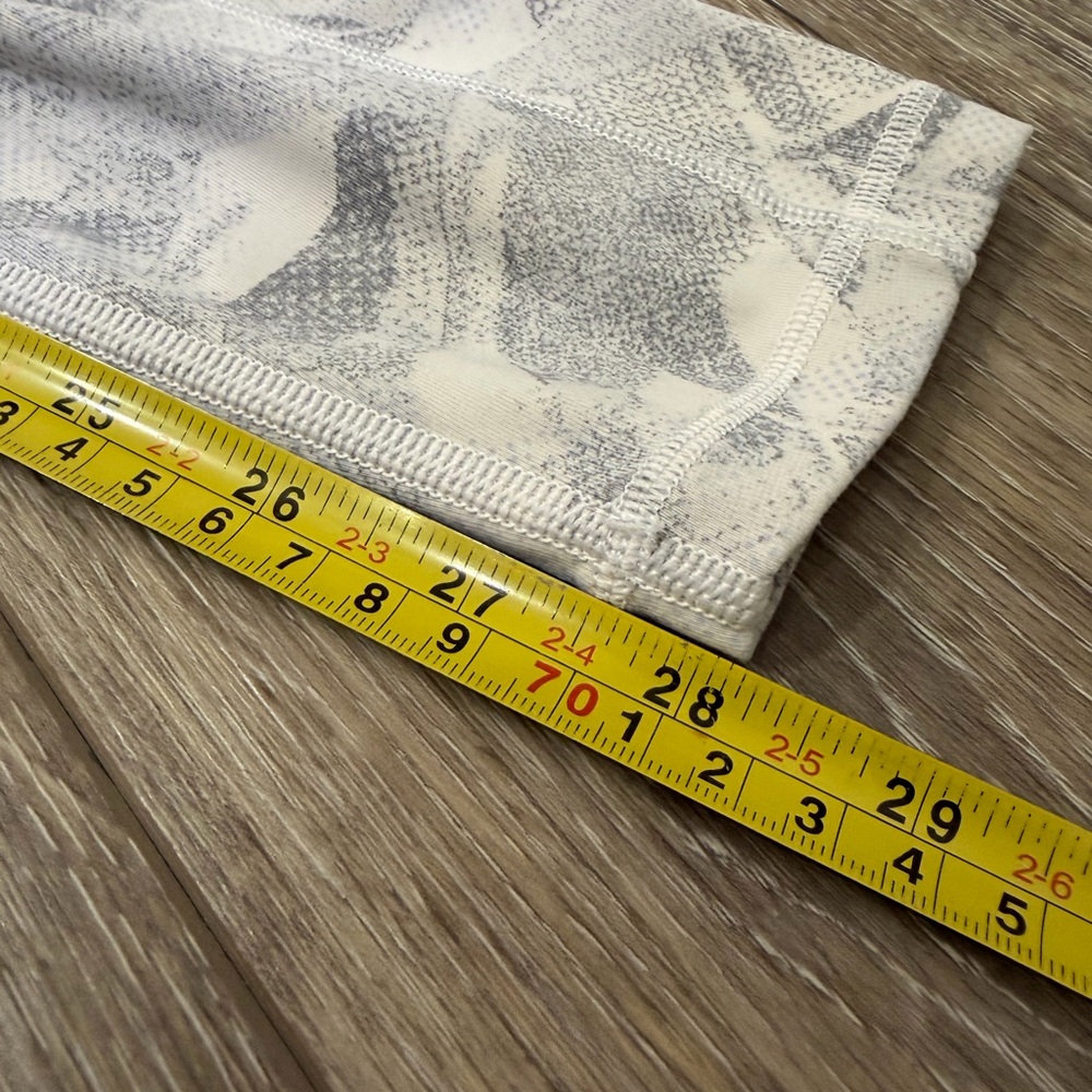 Lululemon Speed Up Tights - Picture 15 of 15